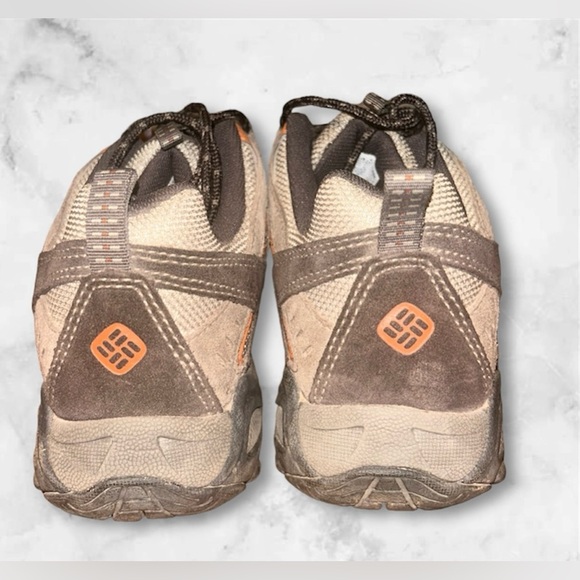 COLUMBIA BM3549-255 Mens 8 M Brown Tan Suede Trail Hiking Outdoor Low Top Shoe - Picture 3 of 4